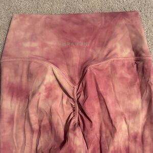 Paragon Pink Tie-Dye Ruched Leggings